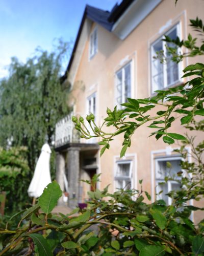 GNIGL/HEUBERG – gemütl. 3,5-Zi.-Altbauwhg. aus dem 16. Jhdt. im denkmalgesch. Wäschergütl