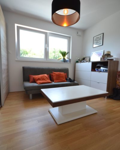 SCHALLMOOS | 3 Zimmerwohnung mit 3 guten Argumenten – neuwertig, zentral und ruhig