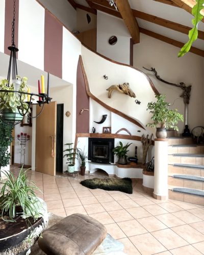 ST. PANTALEON | Stilvolle Maisonette mit Loft-Charakter und Weitblick