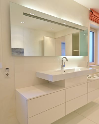 JOSEFIAU | 4‑Zimmer-Penthouse mit 100 m² Dachterrasse, Panoramablick & Ruhelage
