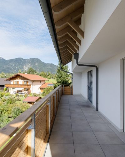 GROSSGMAIN | Wohnen im Grünen: 85 m² Neubau, 3 Zimmer + 30 m² Terrasse